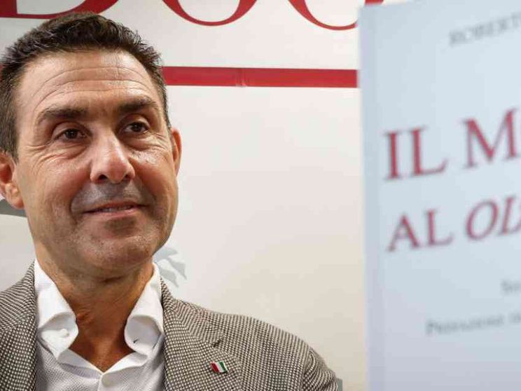 Vannacci sospeso per 11 mesi e stipendio da generale dimezzato