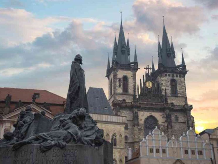 Halík: «C’è sete di spiritualità: la fede può risorgere da secolarismo e virus»