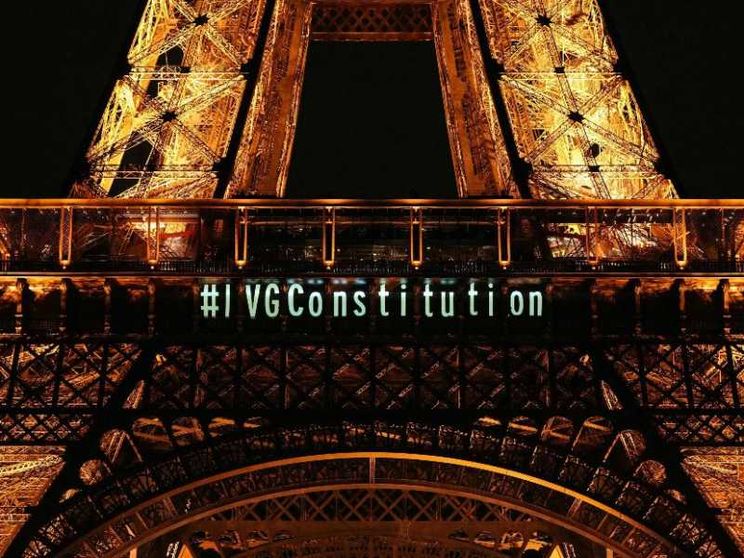 Diritto di aborto in Francia? Donne discriminate, altro che libertà