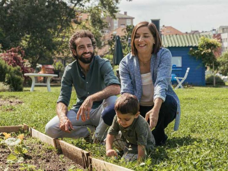 "Noi genitori green. La rivoluzione che fa risparmiare"