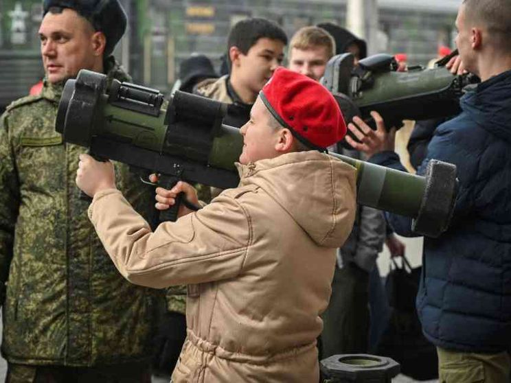 Export di armi, le associazioni: stop alla riforma che cancella i controlli