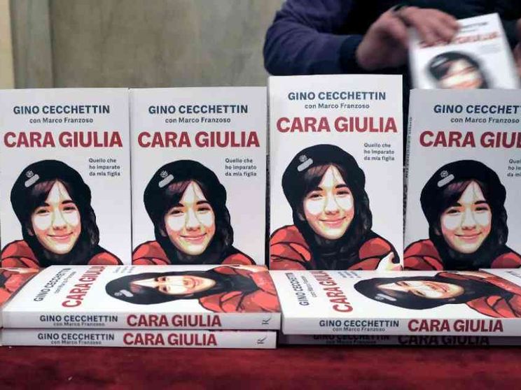 Il Papa, la telefonata al papà di Giulia e due miliardi di carezze