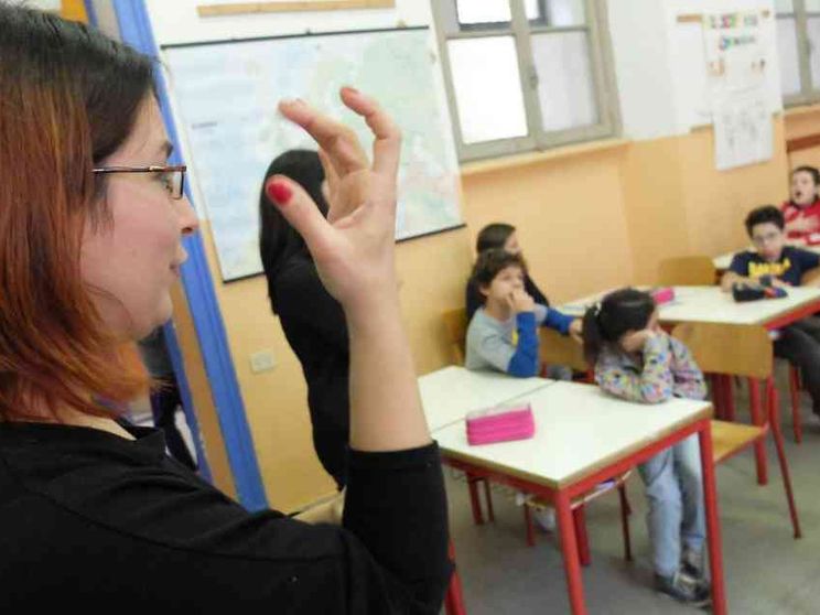 Un appello al ministero contro il ritorno dei voti alle elementari