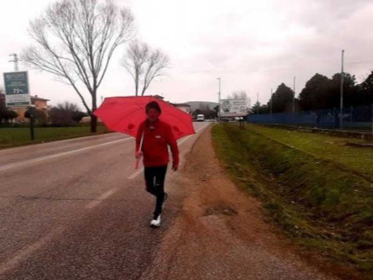 Ulderico, 78 anni, a piedi da Loreto a Lourdes