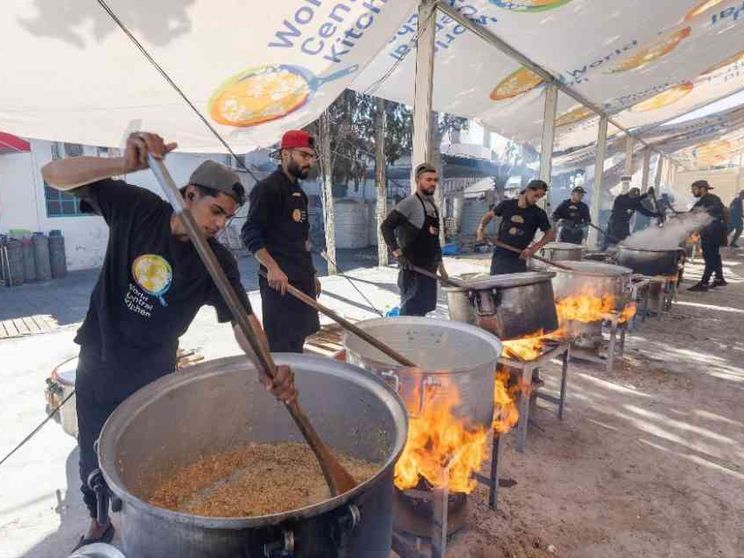 Wck, l'Ong dello chef stellato che combatte la fame con i pasti pronti