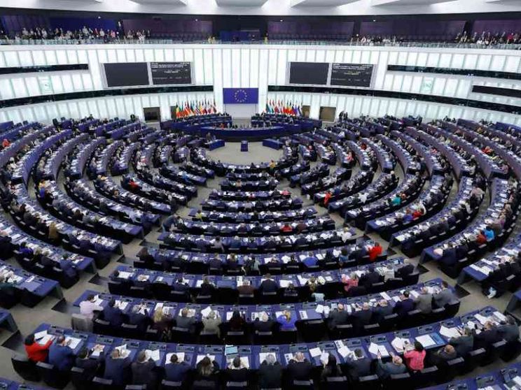 I temi identitari, il rischio astensionismo: l'Europa si prepara al voto