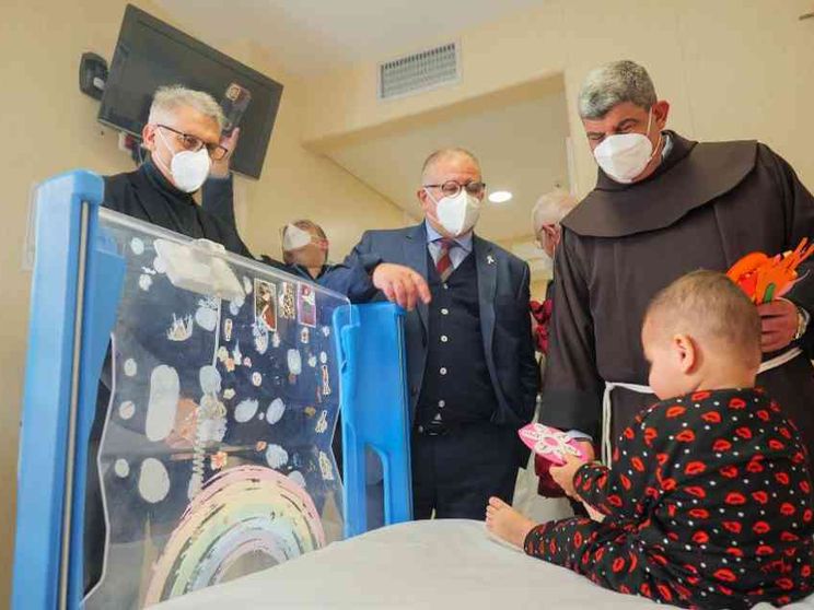 Sono arrivati in Italia altri 14 bambini e 8 adulti feriti a Gaza