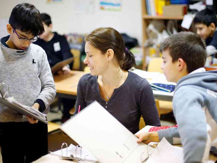 «Troppi stranieri abbandonano la scuola, l'Italia copi i modelli europei»