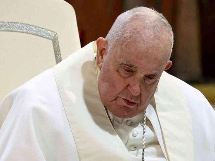 Il Papa: sradicare le situazioni che proteggono chi compie gli abusi