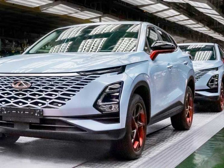 Cinese e molto forte: ecco il marchio che potrebbe costruire auto in Italia