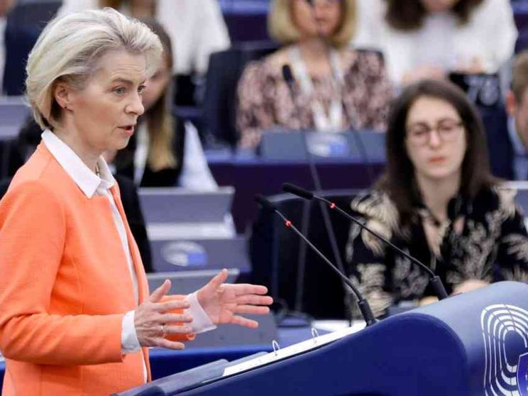 L'Europarlamento fa causa a Von der Leyen per i fondi concessi a Orban