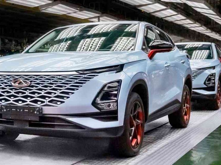 Cinese e molto forte: ecco il marchio che potrebbe costruire auto in Italia