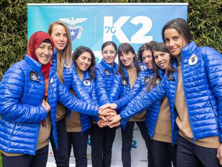 A 70 anni dalla storica spedizione italiana, 9 donne andranno sul K2