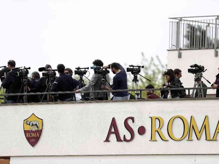 Video hot trafugato, AS Roma: licenziata col partner, incompatibili coi minori