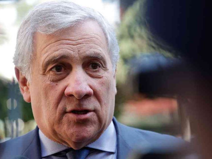 Tajani chiama l'Ue: «Resti unita». E Forza Italia «può arrivare al 20%»