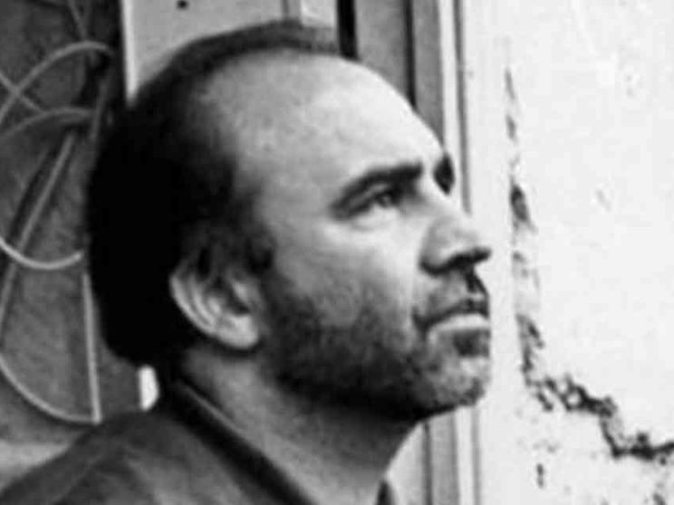 Quegli spari per zittire il prete anticamorra. Ma don Peppe parla ancora