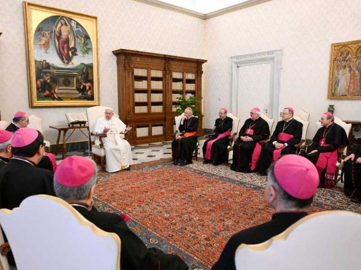 Il Papa ai vescovi dell'Emllia Romagna: servono coraggio e creatività
