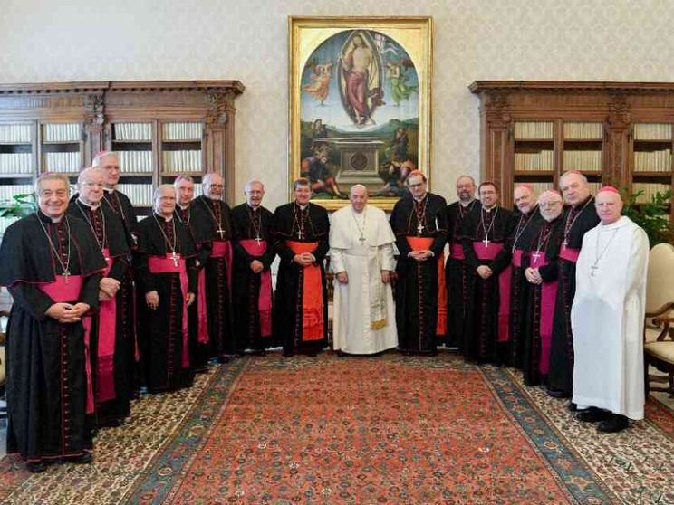 Toscana, laboratorio per la Chiesa. Betori: giovani e vocazioni le urgenze