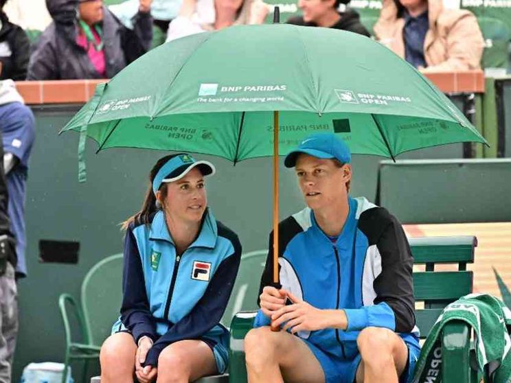 Il gesto dell’ombrello alla Sinner è una lezione di stile e di vita