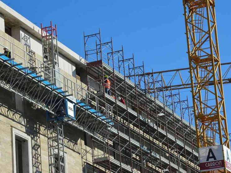 L'Italia è l'unico Paese europeo in cui le retribuzioni orarie sono in calo