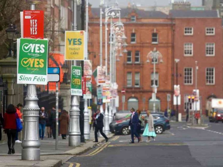Famiglia, vita, donne: nei “no” ai referendum il contropiede della società