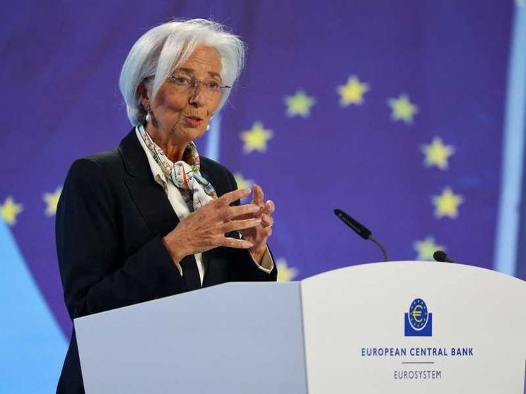 Lagarde: «Il primo taglio dei tassi di interesse potrebbe essere a giugno»