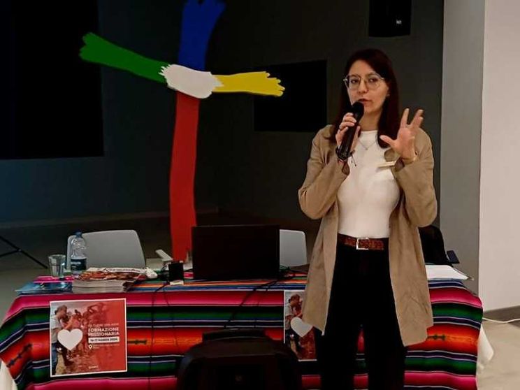 Elisabetta, 24 anni: «La mia missione è iniziata a due passi da casa»