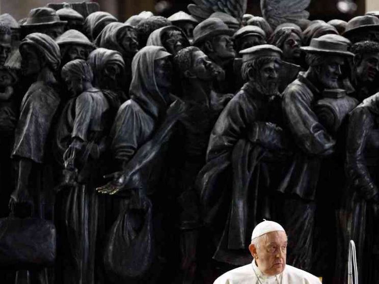 Il Papa: «Non dimenticate la vostra dignità, non siete scarto»