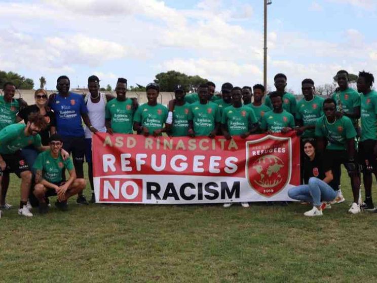 Dal barcone al campo, i gol della Rinascita