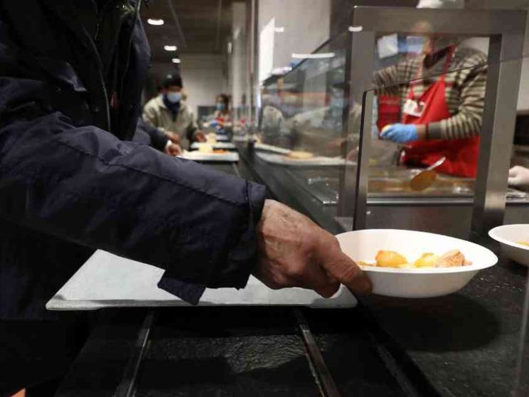 5,7 milioni di italiani vivono in condizione di povertà assoluta