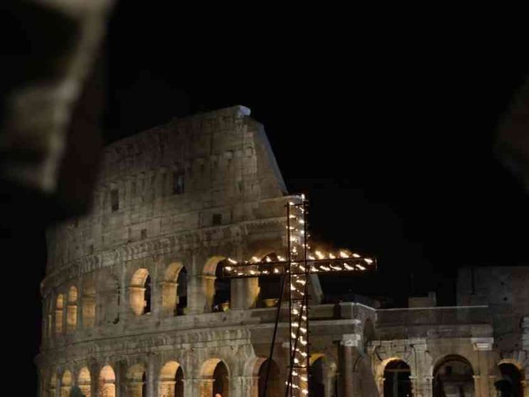 Le meditazioni scritte dal Papa (per la prima volta) rese note venerdì