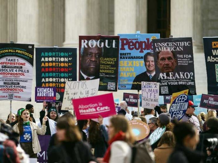 La Corte Suprema “processa” la pillola abortiva