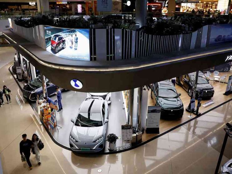 Cina contro gli Usa alla Wto: «Sussidi illegali sui veicoli elettrici»