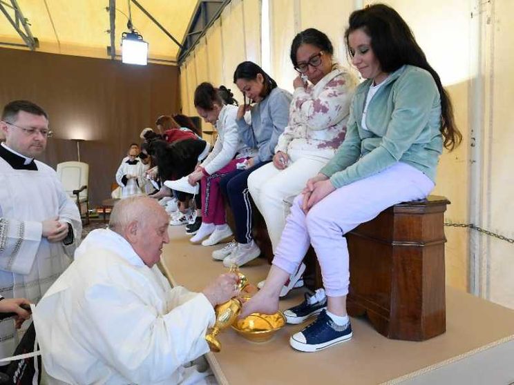 Francesco tra le detenute di Rebibbia: tutti abbiamo bisogno di perdono
