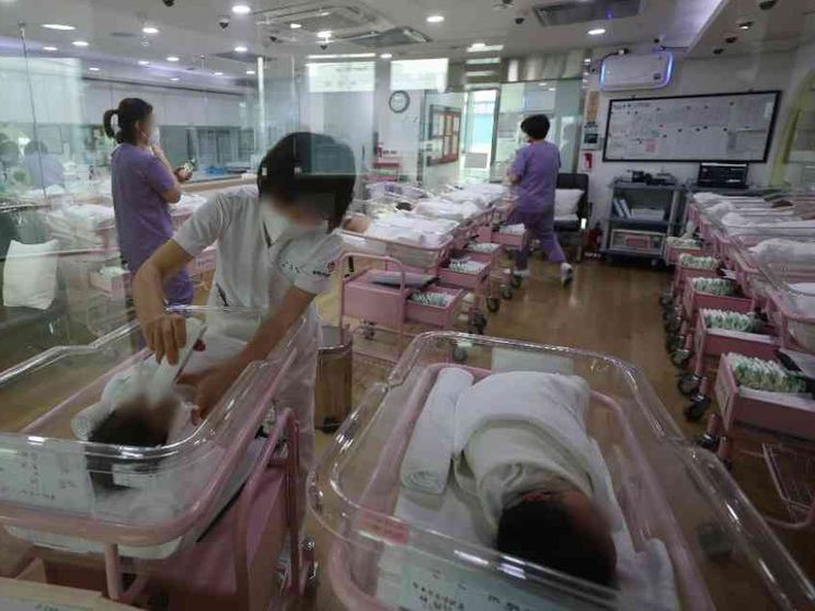 Seul ci prova: bonus di 75mila dollari ai dipendenti che avranno figli