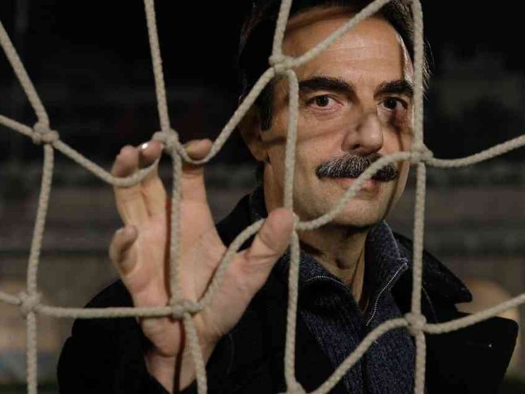 Neri Marcorè, "Zamora" e i dolori del giovane Walter