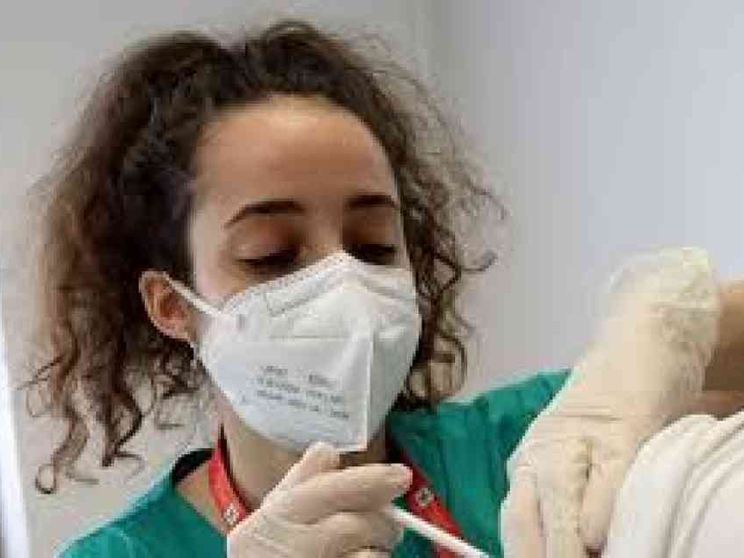 È caccia agli infermieri all'estero