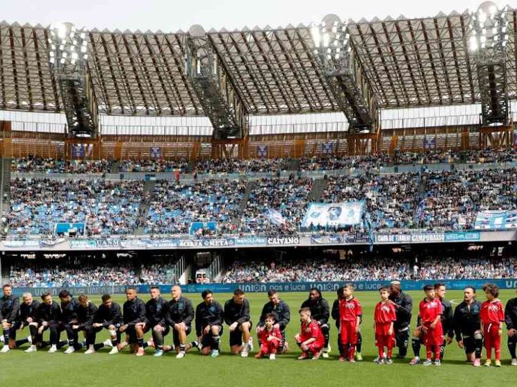 Napoli in ginocchio per Juan Jesus, ma da solo