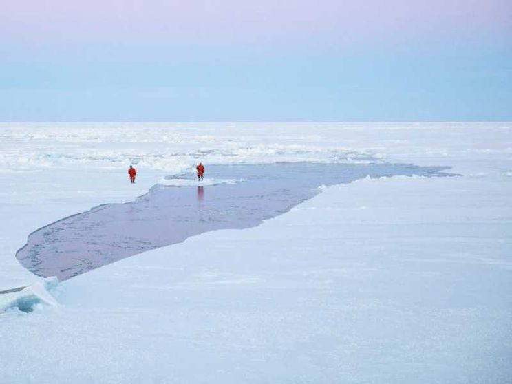 Un viaggio tra i ghiacci dei poli per indagare i cambiamenti climatici