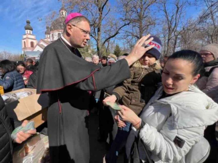 Il nunzio apostolico a Kiev: non lasciate sola l'Ucraina