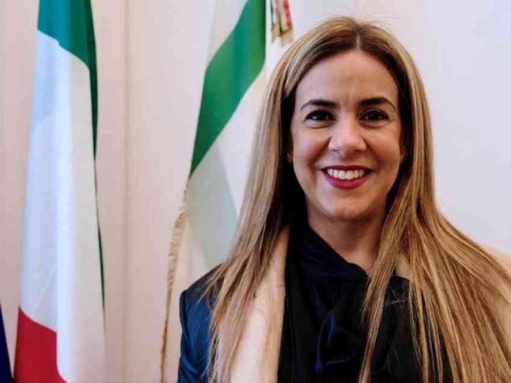 Voto di scambio in Puglia, si dimette l'assessora regionale Pd Maurodinoia