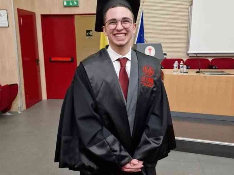 «Io, da paziente oncologico a medico. Così ho fatto pace con il mio dolore»