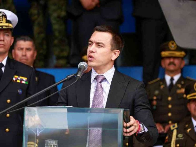 Ecuador, Noboa chiede al popolo di mantenere i soldati nelle strade