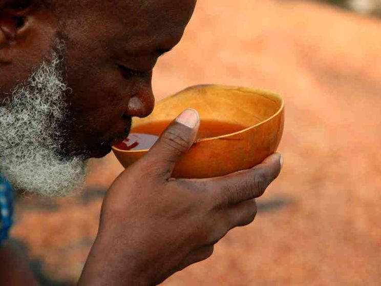 «Accorciare le distanze tra chi vive avanti e gli ultimi del pianeta»