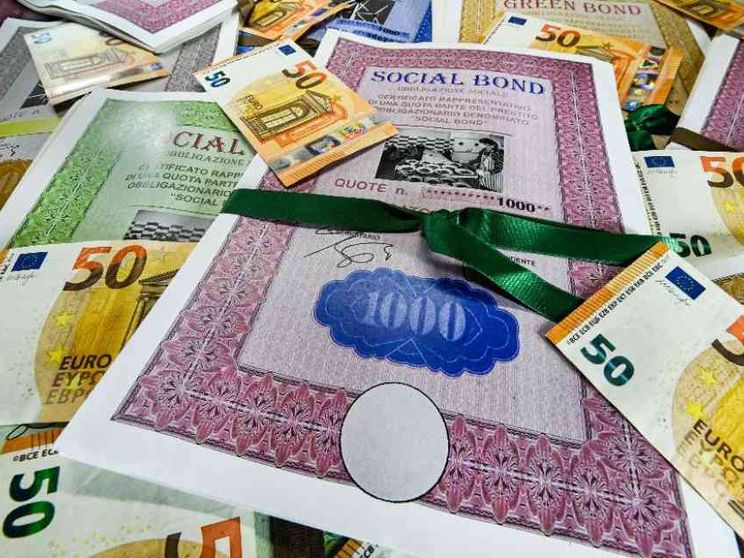 Investire i risparmi: come, quando e con quali strumenti finanziari