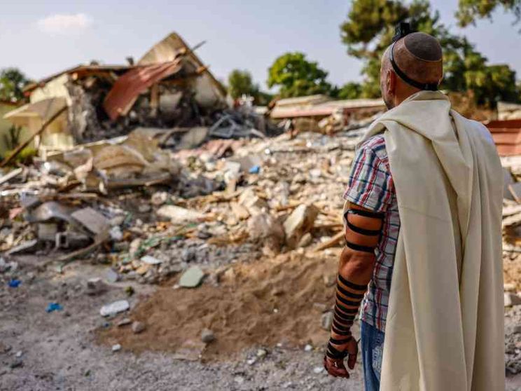 Il ritorno a Be'eri: «La nostra sfida è ripartire dopo quel 7 ottobre»