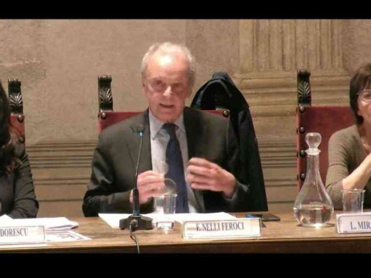 «Troppe guerre nel mondo, è l'ora della diplomazia»