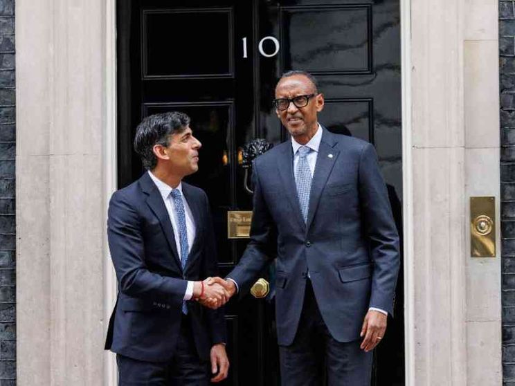 Sunak ci riprova: «Migranti illegali in Ruanda entro fine primavera»