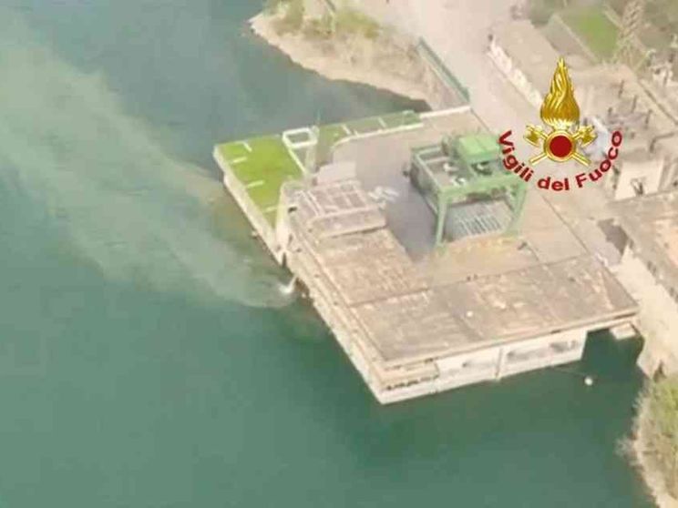 Esplosione alla centrale: si cercano i dispersi. «Serve un miracolo»