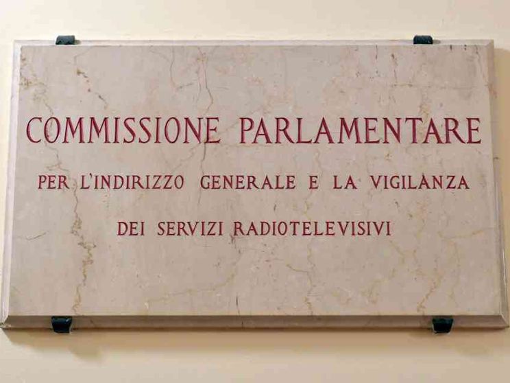 Via libera alla par condicio, insorge l'opposizione